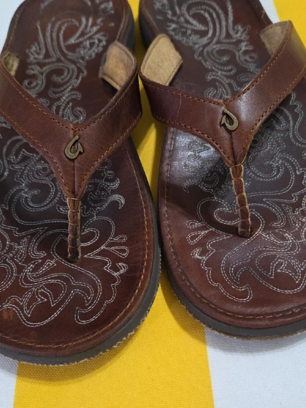 OluKai Brown Leather Women's Embroidered Flip-Flop Sandals
